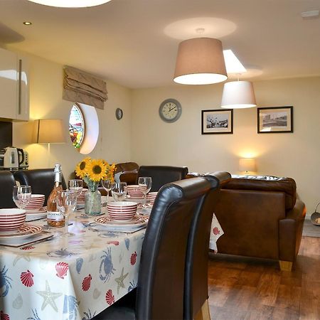 Porthole Cottage Allonby Exterior photo